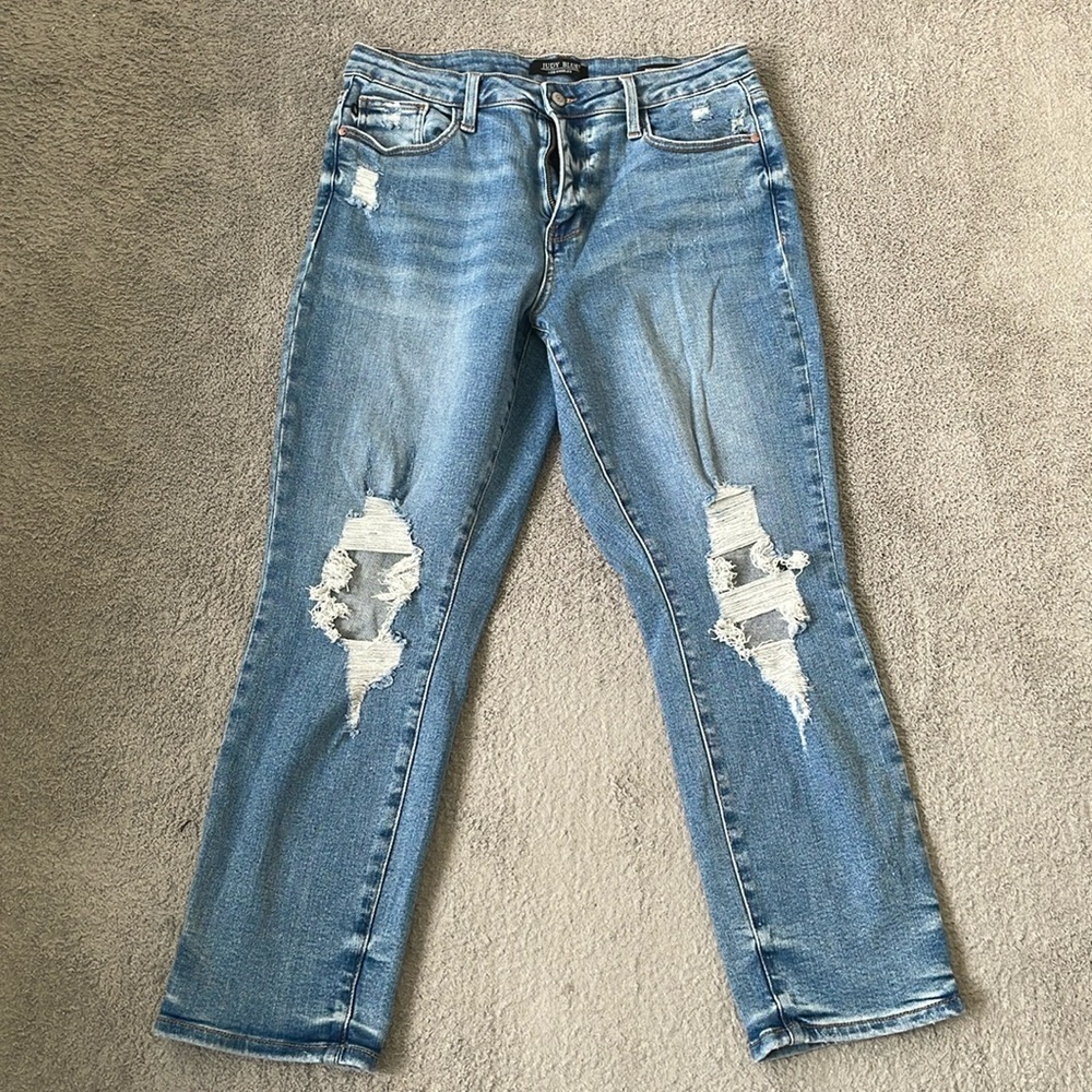 EC Judy Blue Boyfriend Fit Distressed / Destroyed Jeans - Size 13/31